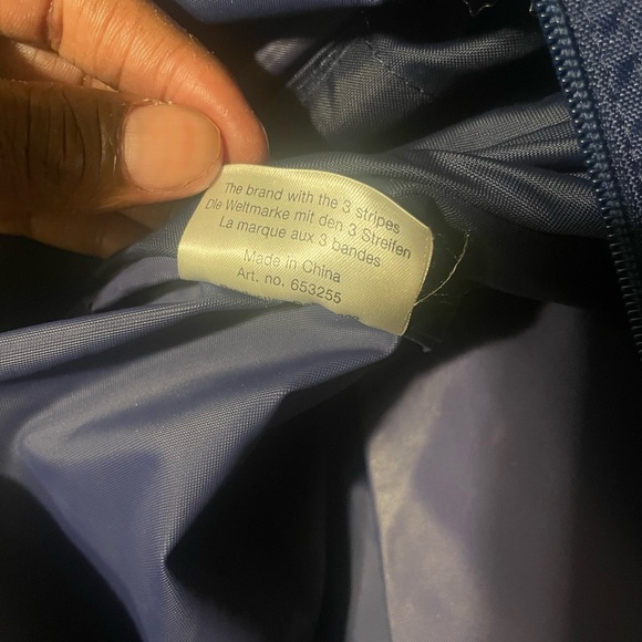 Adidas large duffle bag blue and red arm strap, hand carry, all zippers work! - Picture 5 of 6